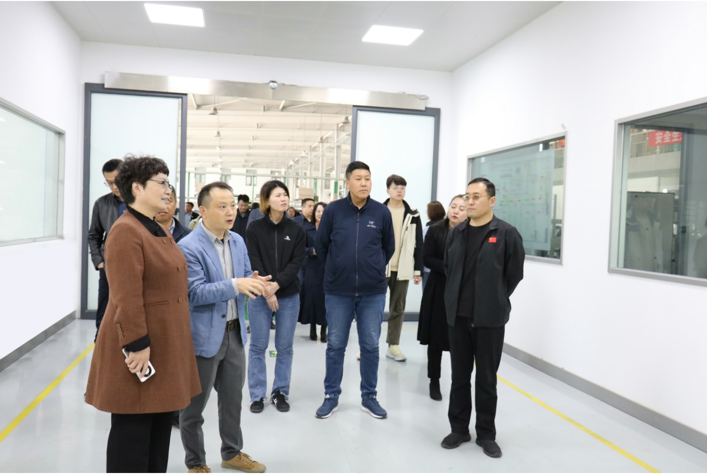 扩大招商“朋友圈”，武清区招商大使走进京津科技谷-精品无码国产自产野外拍-国产欧美日本一区二区-777777777少妇流水视频-日本理论片午午伦夜理片2024-亚洲第一免费视频-麻豆久久五月综合-亚洲变态另类专区丝袜自拍-97天堂国产在线观看考察座谈(图4)