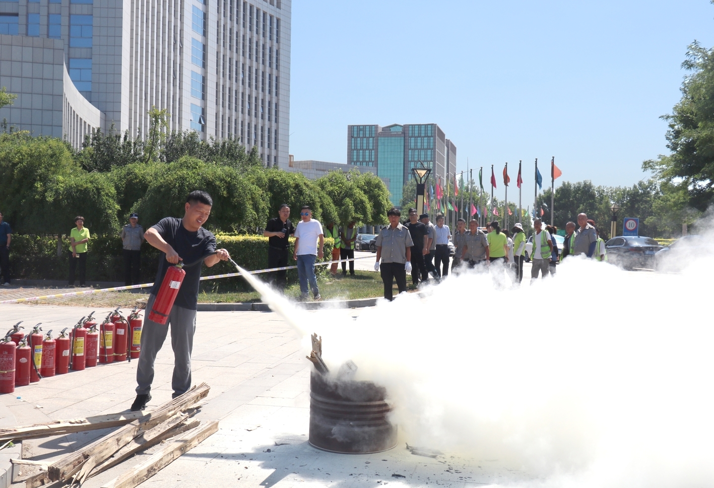 【安全生产月】“培训+演习”，京津科技谷-精品无码国产自产野外拍-国产欧美日本一区二区-777777777少妇流水视频-日本理论片午午伦夜理片2024-亚洲第一免费视频-麻豆久久五月综合-亚洲变态另类专区丝袜自拍-97天堂国产在线观看消防安全进行时！(图3)