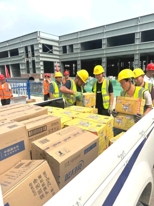 京津科技谷-精品无码国产自产野外拍-国产欧美日本一区二区-777777777少妇流水视频-日本理论片午午伦夜理片2024-亚洲第一免费视频-麻豆久久五月综合-亚洲变态另类专区丝袜自拍-97天堂国产在线观看总工会组织开展“工会送清凉，防暑保安康”活动(图2)