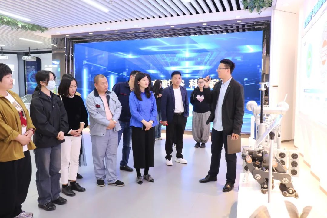 【党建领航促发展】参观学习+廉政谈话，这个党日活动“走实”又“走心”！(图3)