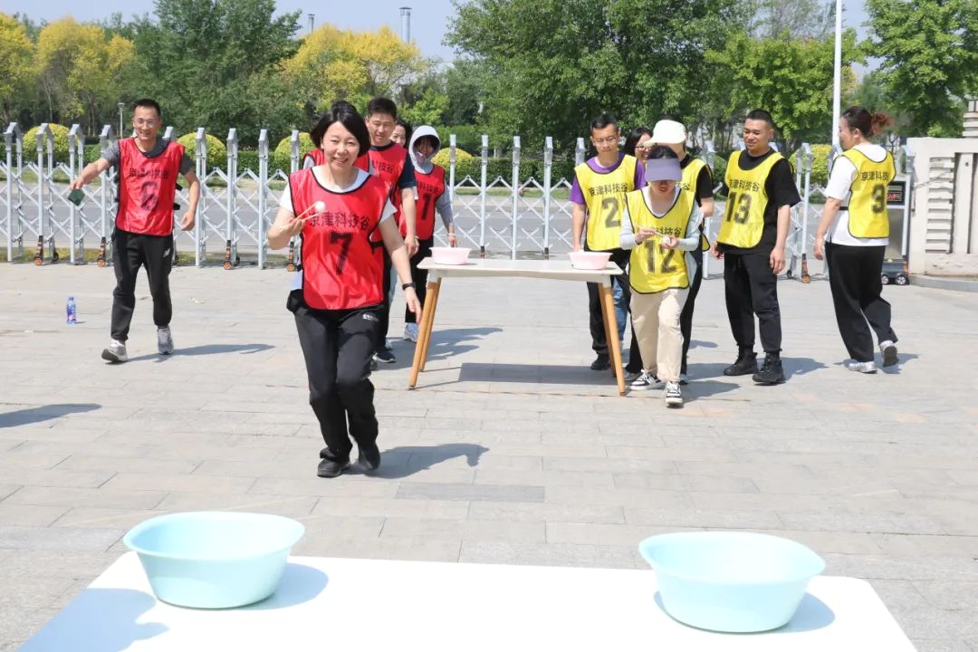 趣享运动，协进新程|这场趣味运动会嗨翻全场！(图15)