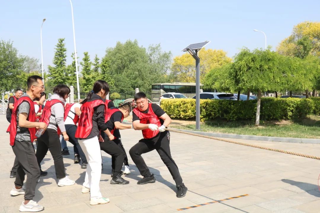 【党建领航促发展】趣享运动，协进新程|这场趣味运动会嗨翻全场(图5)