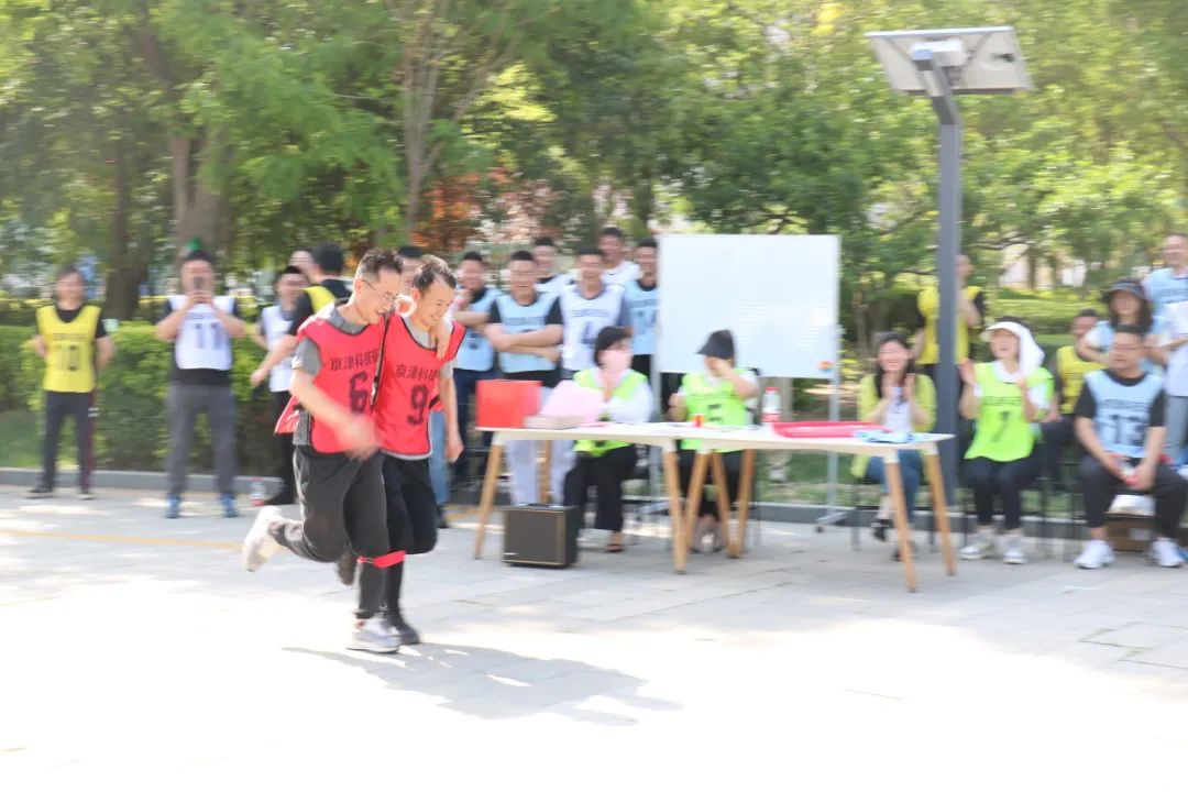 趣享运动，协进新程|这场趣味运动会嗨翻全场！(图8)