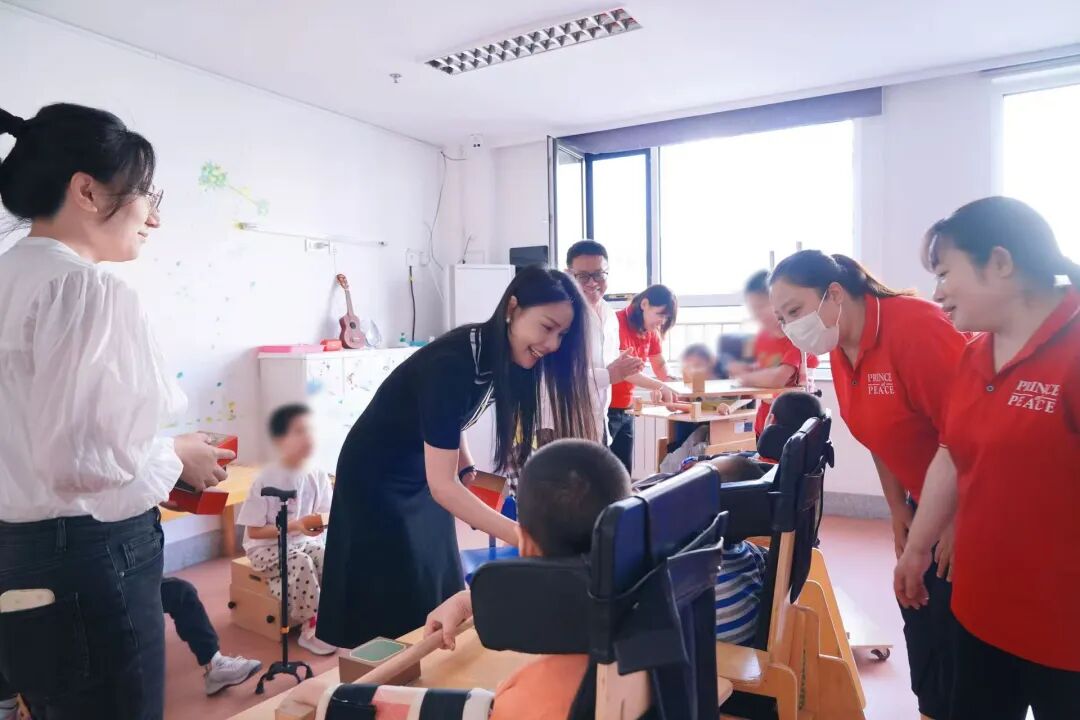 情暖双节 京津科技谷-精品无码国产自产野外拍-国产欧美日本一区二区-777777777少妇流水视频-日本理论片午午伦夜理片2024-亚洲第一免费视频-麻豆久久五月综合-亚洲变态另类专区丝袜自拍-97天堂国产在线观看爱心企业走访慰问福利院儿童(图3) 情暖双节 京津科技谷-精品无码国产自产野外拍-国产欧美日本一区二区-777777777少妇流水视频-日本理论片午午伦夜理片2024-亚洲第一免费视频-麻豆久久五月综合-亚洲变态另类专区丝袜自拍-97天堂国产在线观看爱心企业走访慰问福利院儿童(图3)